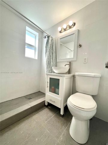 6310 SW 79th St 2, South Miami, FL 33143