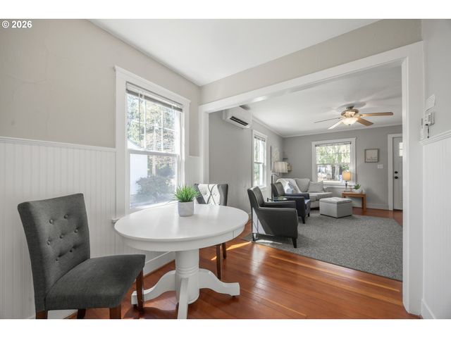 112 HANSEN Ln, Eugene, OR 97404