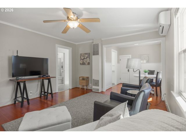 112 HANSEN Ln, Eugene, OR 97404