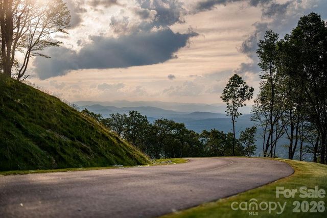 TBD Summit Trail Drive 26, Hendersonville, NC 28792