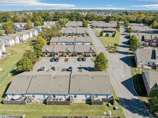 1040 Charlie Daniels Pkwy Apt 111, Mount Juliet, TN 37122