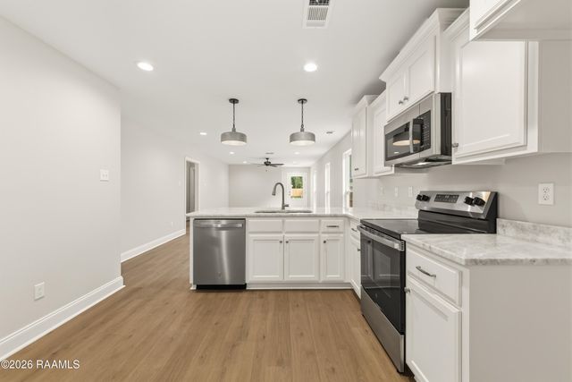 219 Camerons Cove Drive, Carencro, LA 70520