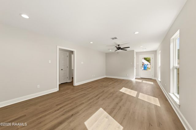 219 Camerons Cove Drive, Carencro, LA 70520