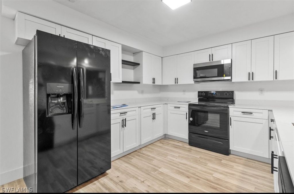 1311 SE 39th TER, Cape Coral, FL 33904