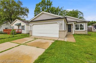 421 1st Avenue, Pontiac, MI 48340