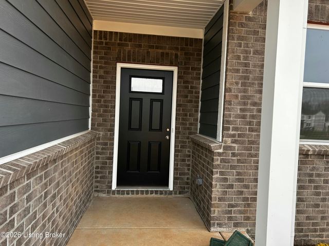 2021 Lyndon Green Cir, Lyndon, KY 40242