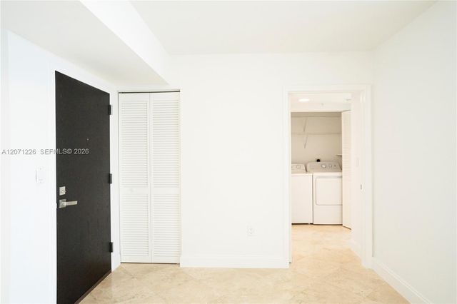 90 Alton Road 2204, Miami Beach, FL 33139