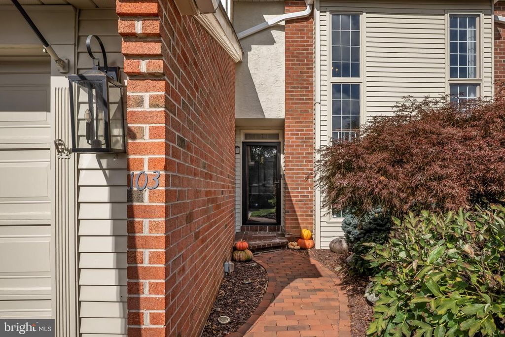 103 SUTPHIN PNES, YARDLEY, PA 19067 — photo 3