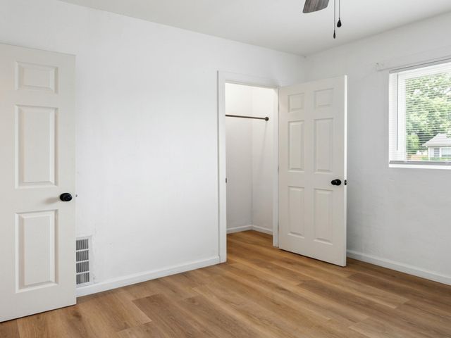 8819 Menaul Boulevard NE, Albuquerque, NM 87112