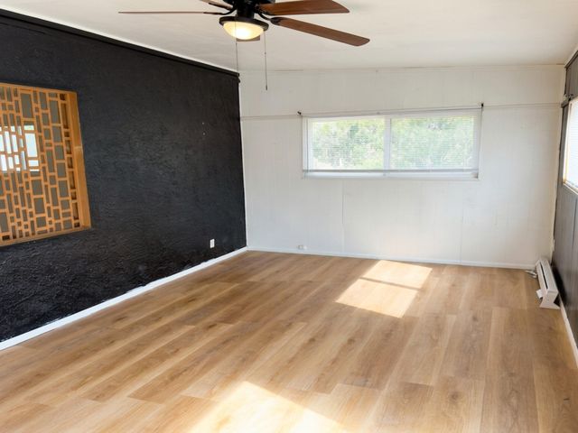 8819 Menaul Boulevard NE, Albuquerque, NM 87112