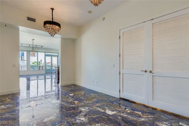 360 East Desert Inn Road 407, Las Vegas, NV 89109