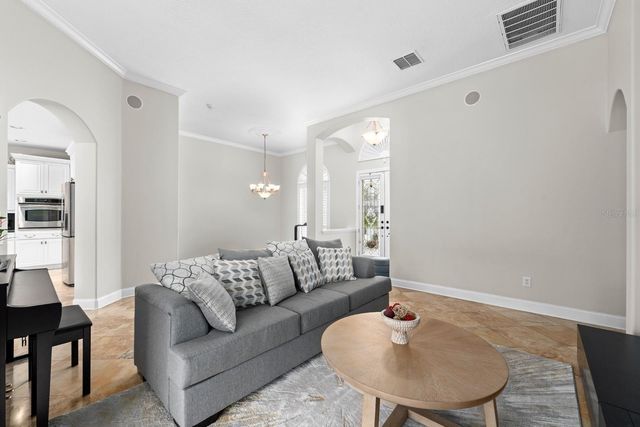 5614 EAGLEGLEN PLACE, Lithia, FL 33547