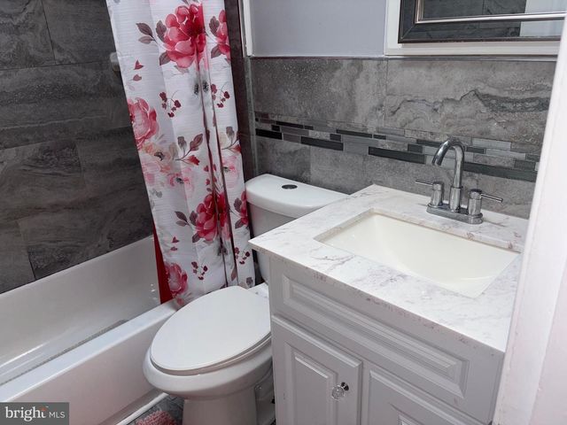 58 GILPIN RD, Upper Darby, PA 19082