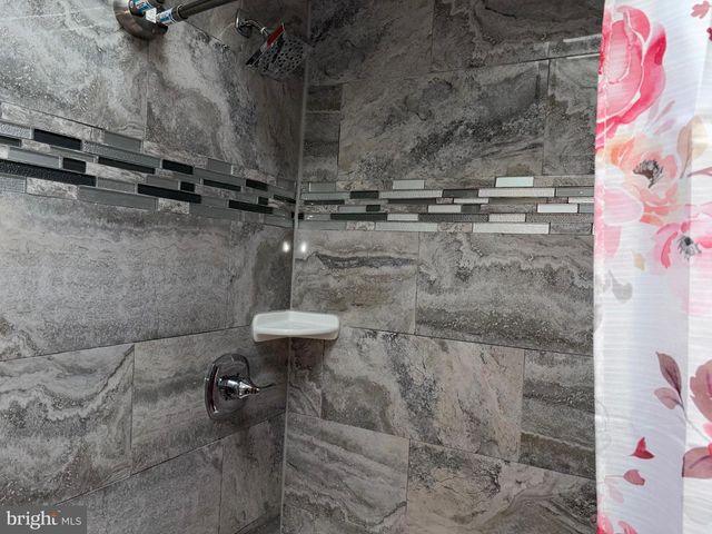 58 GILPIN RD, Upper Darby, PA 19082