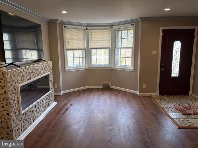 58 GILPIN RD, Upper Darby, PA 19082