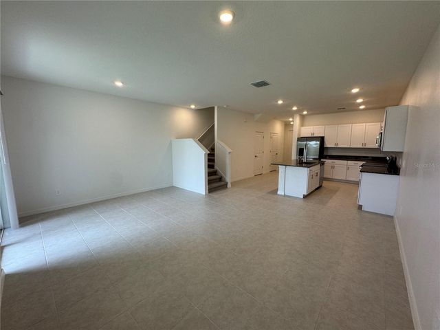 10822 FORT WHITE COURT, Tampa, FL 33647