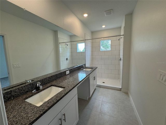 10822 FORT WHITE COURT, Tampa, FL 33647