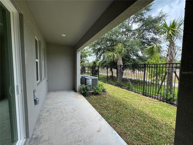 10822 FORT WHITE COURT, Tampa, FL 33647