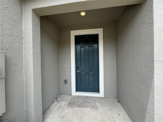 10822 FORT WHITE COURT, Tampa, FL 33647