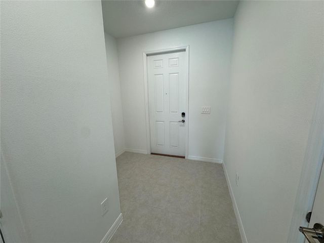 10822 FORT WHITE COURT, Tampa, FL 33647