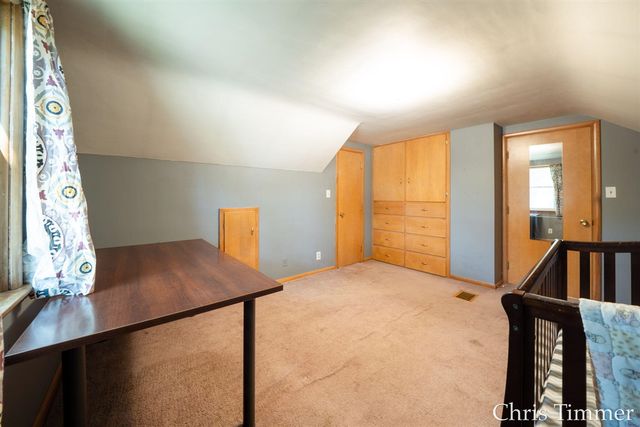 605 64th Avenue, Zeeland, MI 49464