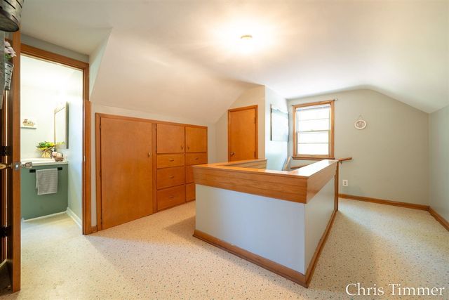 605 64th Avenue, Zeeland, MI 49464