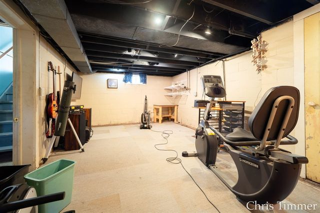 605 64th Avenue, Zeeland, MI 49464