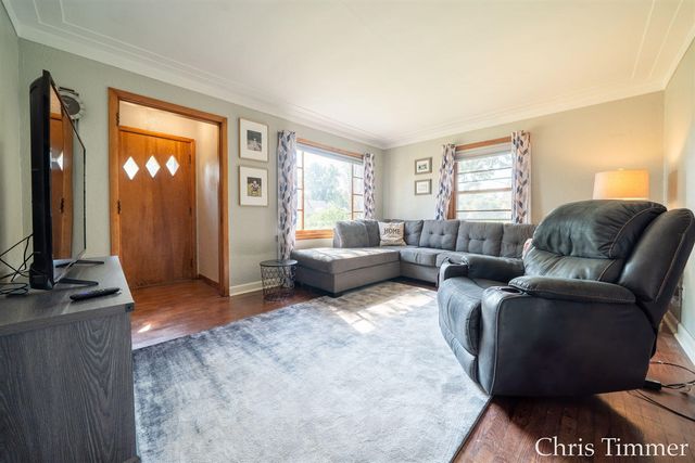 605 64th Avenue, Zeeland, MI 49464