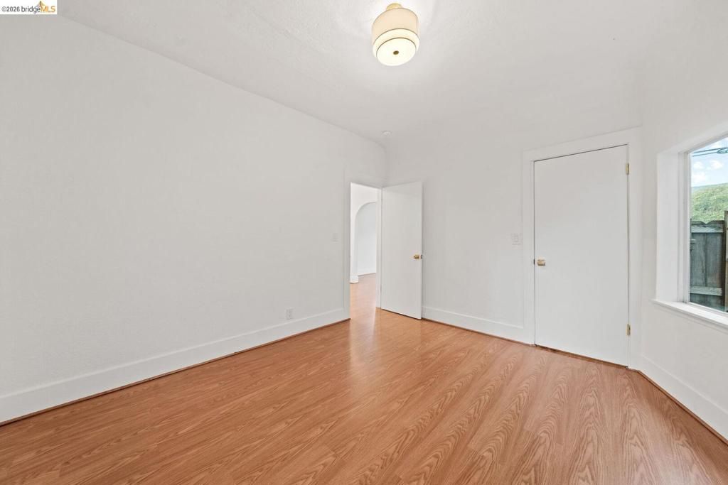 Image 11 of property listing at 5812 Dover ST, Oakland, CA 94609