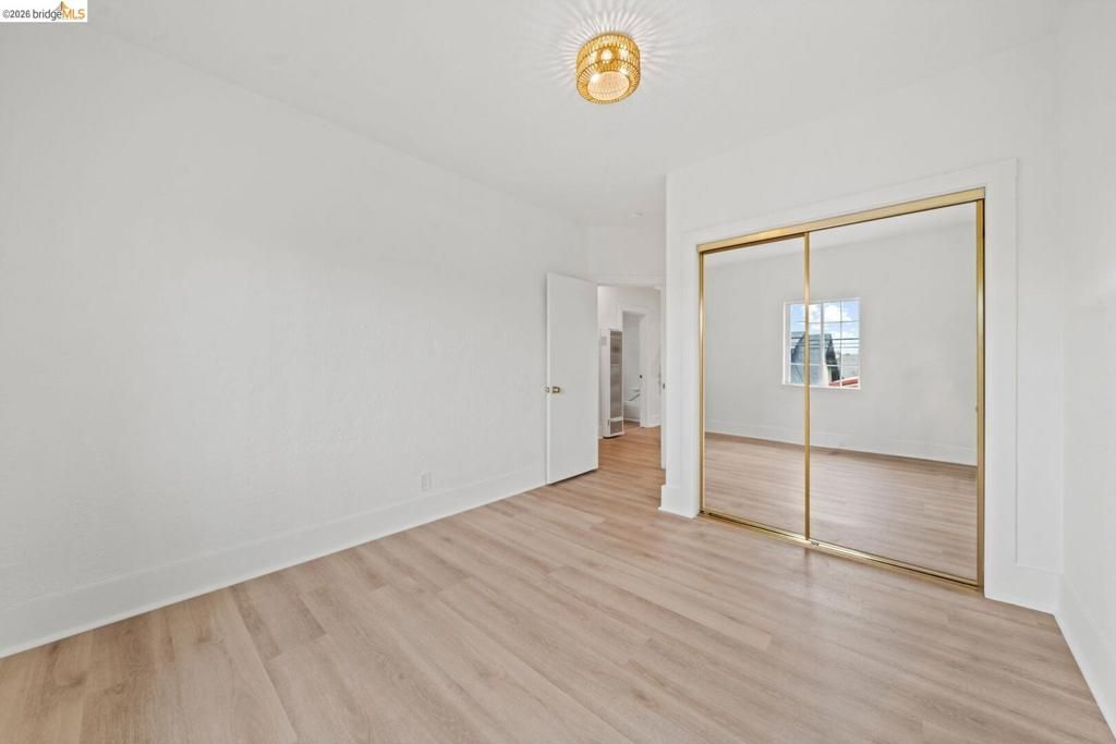 Image 20 of property listing at 5812 Dover ST, Oakland, CA 94609