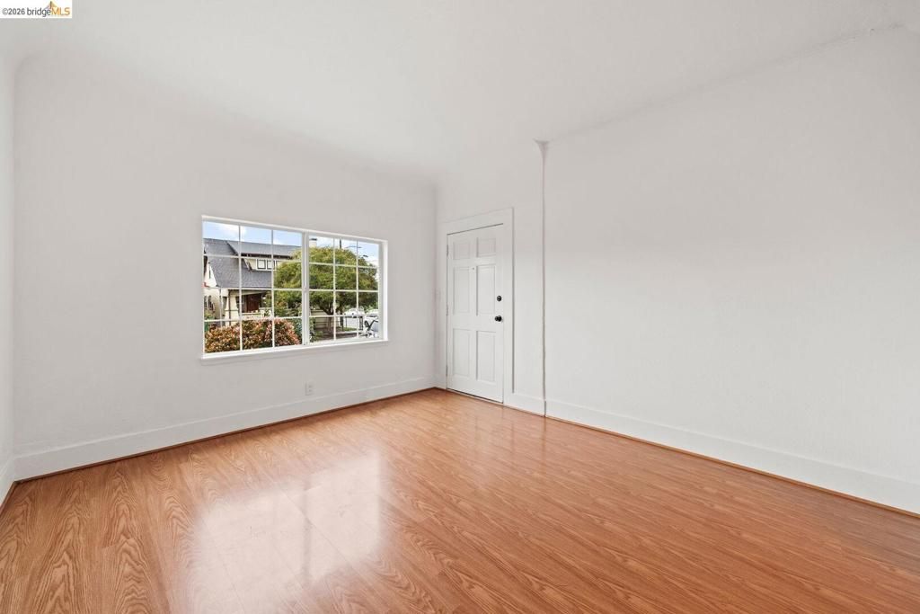 Image 7 of property listing at 5812 Dover ST, Oakland, CA 94609