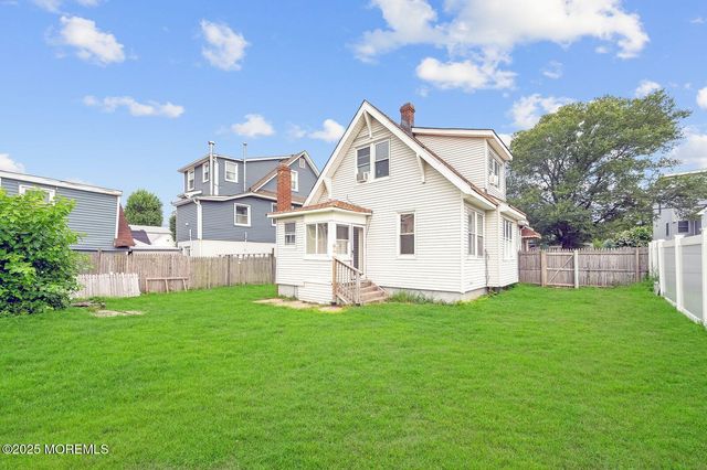 46 Woodland Avenue, Keansburg, NJ 07734