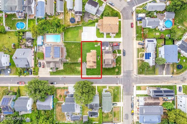 46 Woodland Avenue, Keansburg, NJ 07734