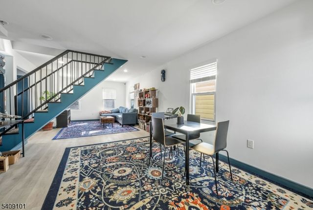 17 Mission St, Montclair Twp., NJ 07042