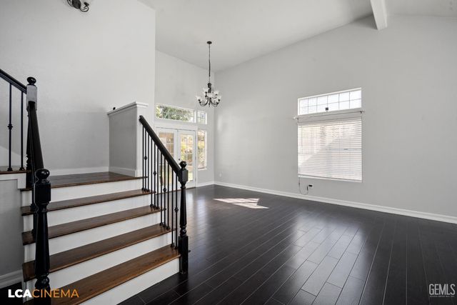 9302 Southwick Drive, Bakersfield, CA 93312