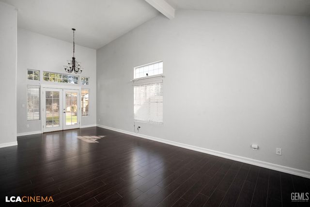 9302 Southwick Drive, Bakersfield, CA 93312