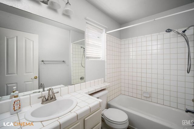 9302 Southwick Drive, Bakersfield, CA 93312