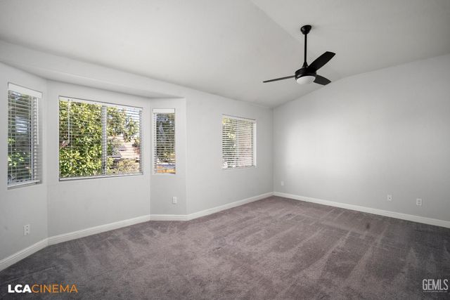 9302 Southwick Drive, Bakersfield, CA 93312