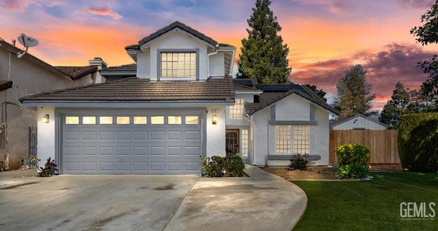 9302 Southwick Drive, Bakersfield, CA 93312