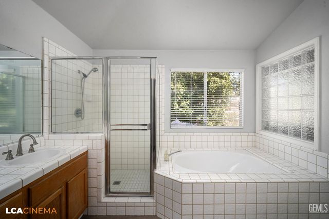 9302 Southwick Drive, Bakersfield, CA 93312