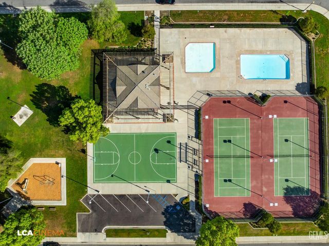 9302 Southwick Drive, Bakersfield, CA 93312