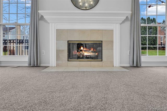 45077 Roundview Drive, Novi, MI 48375