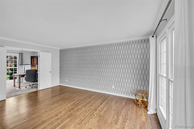 45077 Roundview Drive, Novi, MI 48375