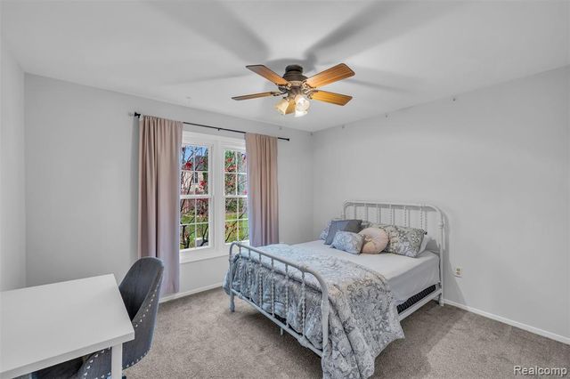 45077 Roundview Drive, Novi, MI 48375