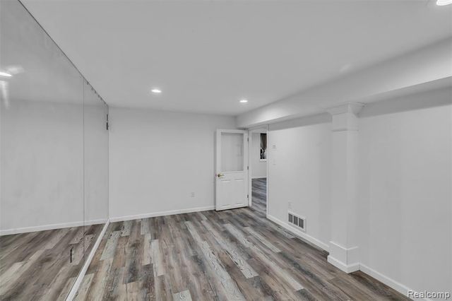 45077 Roundview Drive, Novi, MI 48375