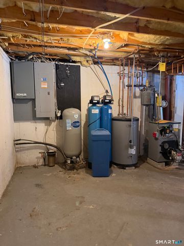 10 Ridge Road, East Haddam, CT 06423