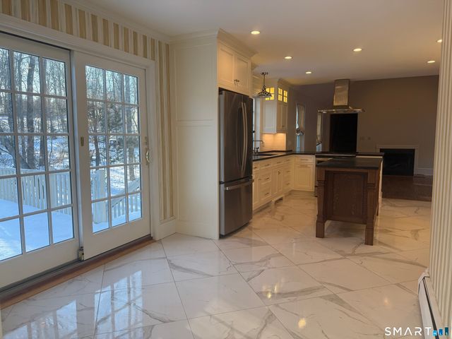 10 Ridge Road, East Haddam, CT 06423