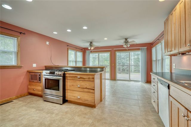 924 Ridge Road, Ontario, NY 14519
