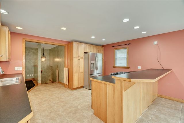 924 Ridge Road, Ontario, NY 14519