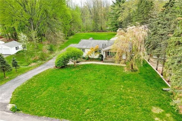 924 Ridge Road, Ontario, NY 14519
